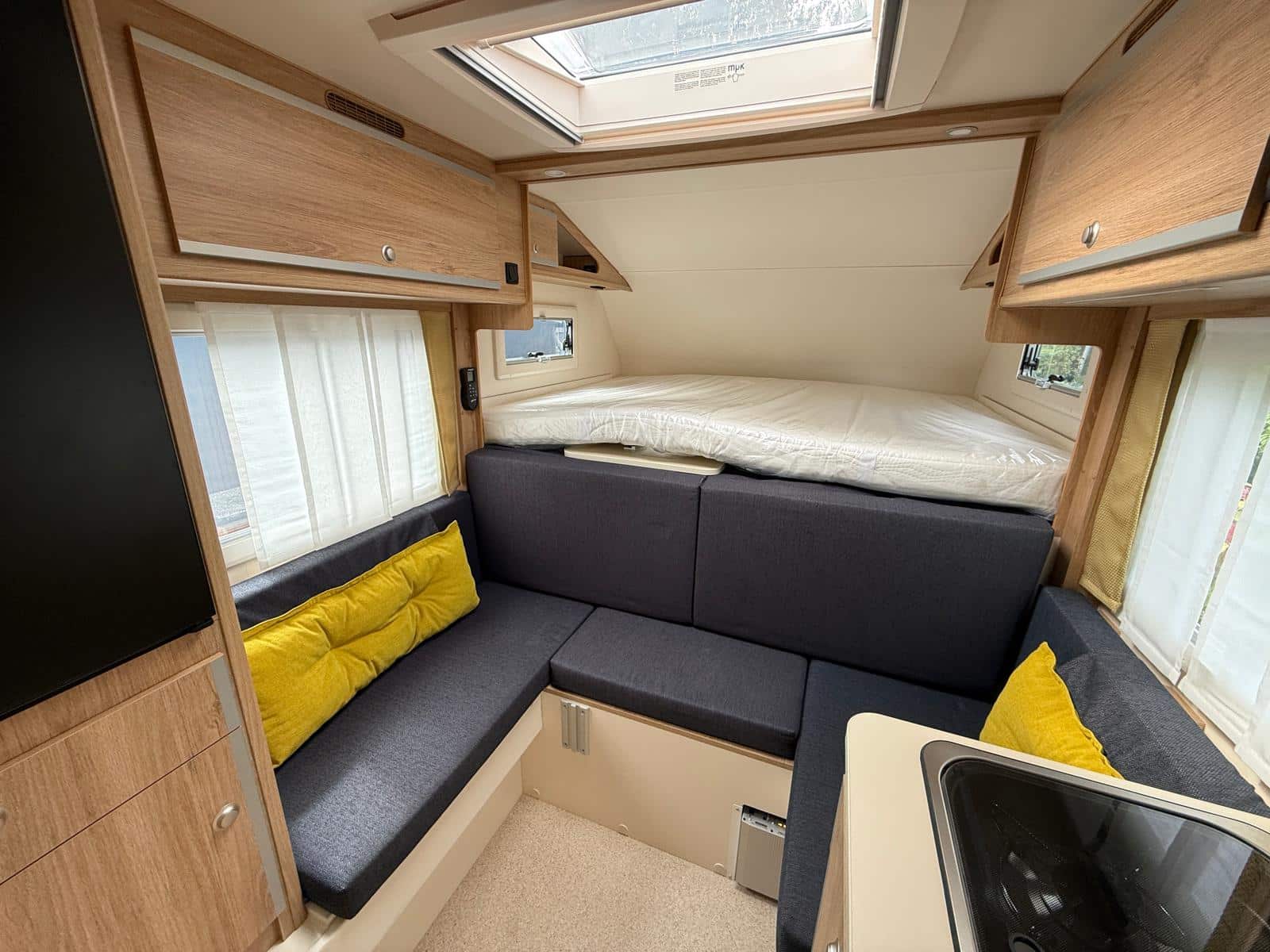 Gartenidyll_Sitzecke Ferienwohnung Ursula in Kyritz - Wohnzimmer mit Kaminofen