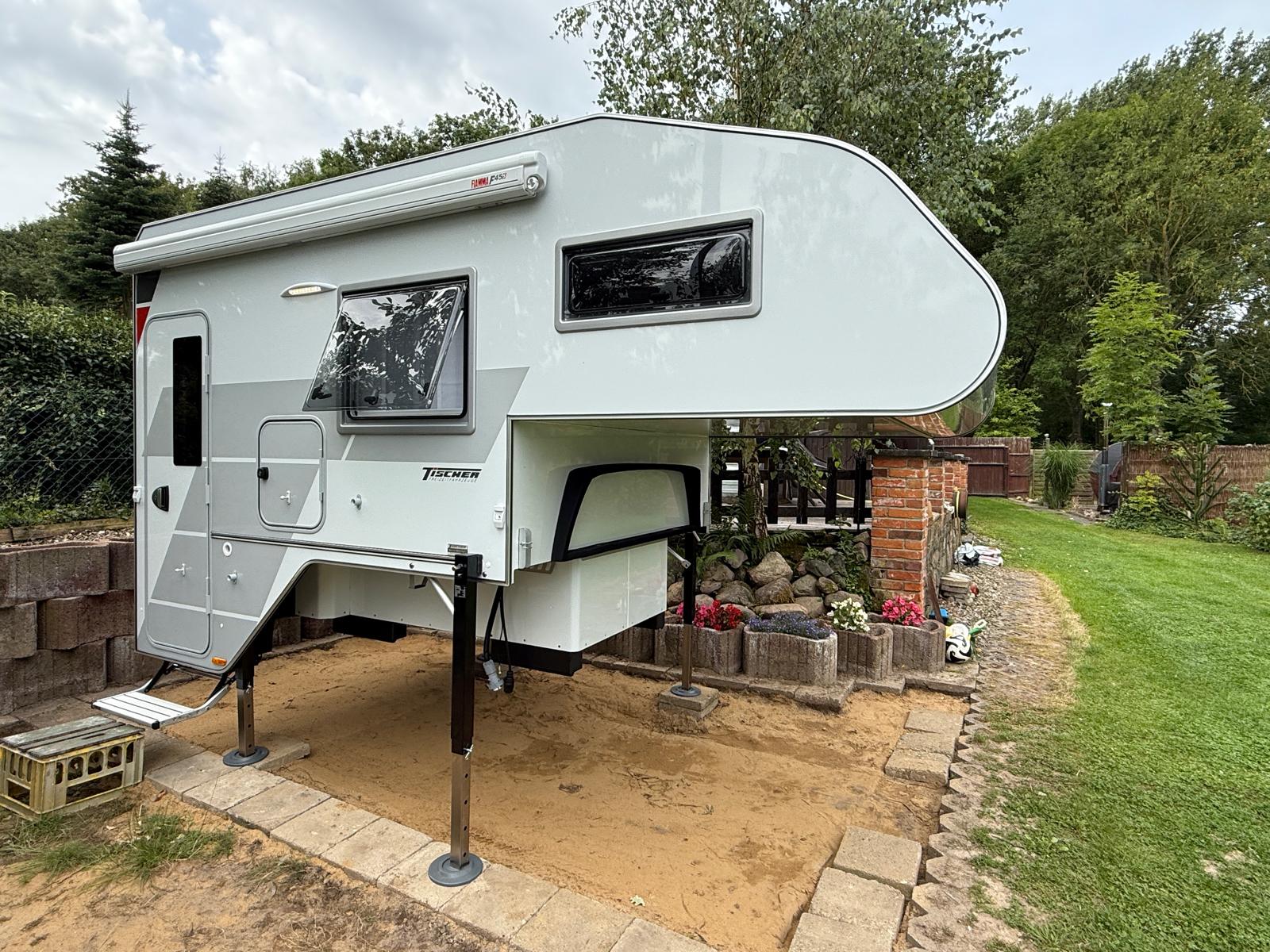 Gartenidyll_vorne Ferienwohnung Ursula in Kyritz - Wohnzimmer mit Kaminofen